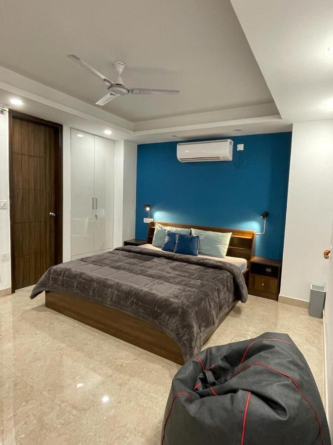 Flxho Uno - Serviced Apartment & Rooms - Golf Course Road คูร์เคาน์ ภายนอก รูปภาพ