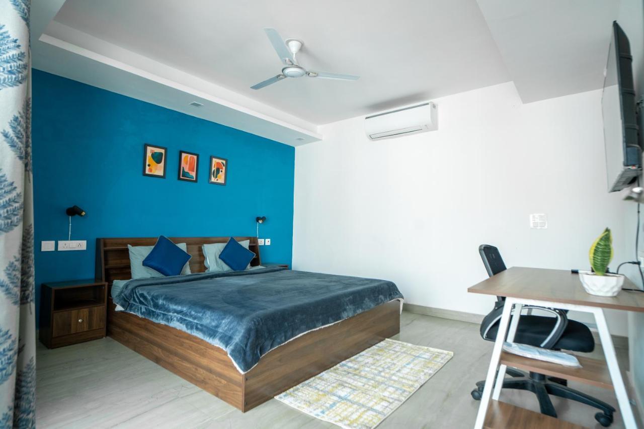 Flxho Uno - Serviced Apartment & Rooms - Golf Course Road คูร์เคาน์ ภายนอก รูปภาพ