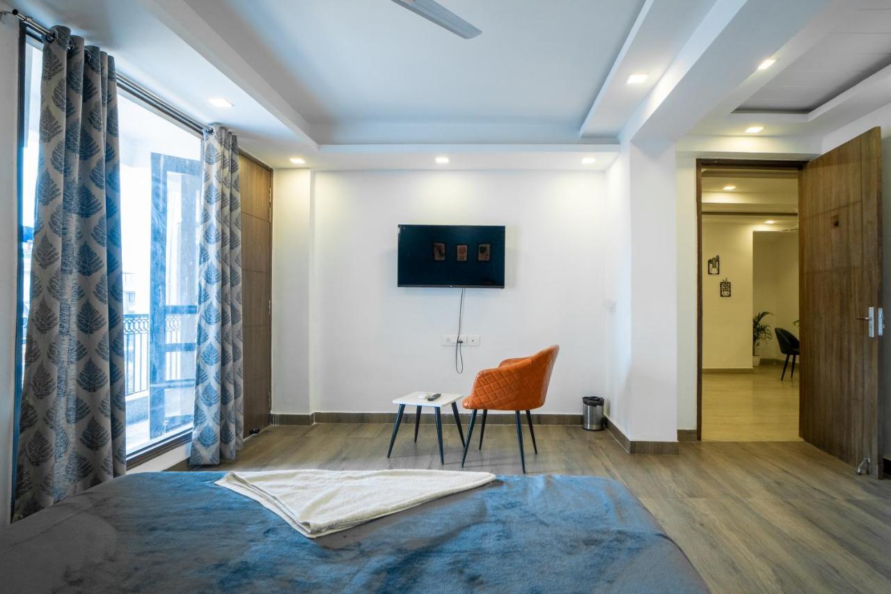 Flxho Uno - Serviced Apartment & Rooms - Golf Course Road คูร์เคาน์ ภายนอก รูปภาพ