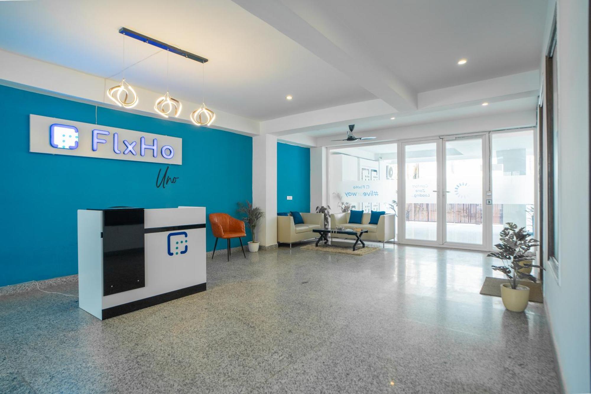 Flxho Uno - Serviced Apartment & Rooms - Golf Course Road คูร์เคาน์ ภายนอก รูปภาพ